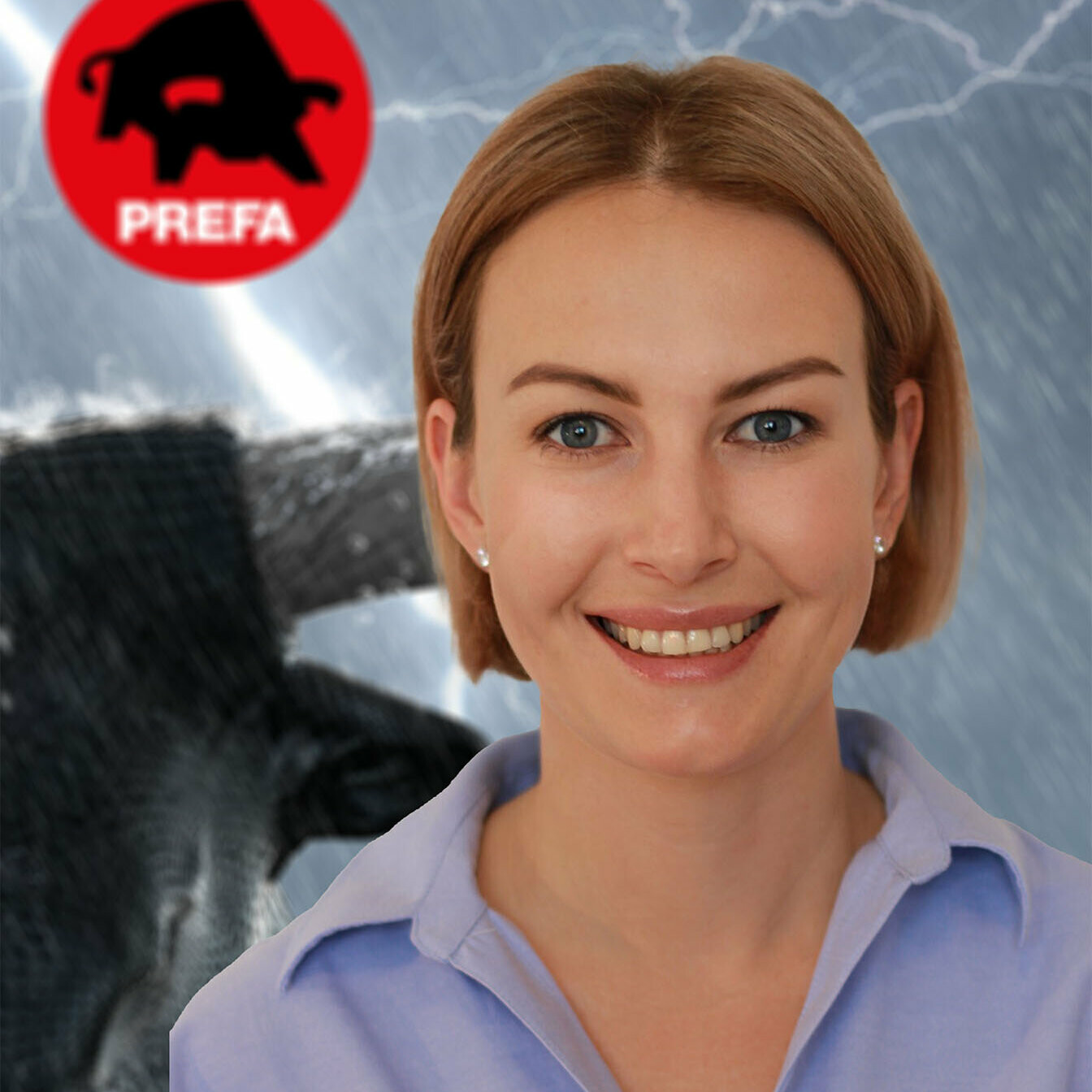 Auf dem Bild sieht man die aktuelle Verantwortliche für die Marketingaktivitäten der Exportländer BeNeLux und die skandinavischen Regionen, Maryna Ivanova, in blauem Oberteil vor einem Hintergrund mit Stier im Gewitter und dem PREFA-Logo in der linken oberen Bildecke.